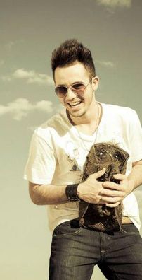 Foto de Raphael Mena