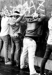 Foto de Lunáticos de Vermelho