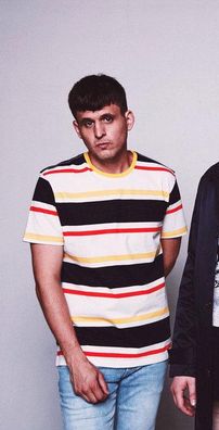 Foto de Too Close To Touch