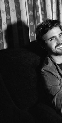 Foto de Suit & Bones