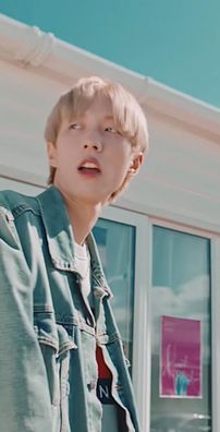 Foto de Holland (K-Pop)