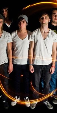 Foto de Claps For Caroline