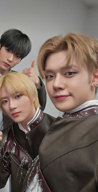 Foto de TOMORROW X TOGETHER (TXT)