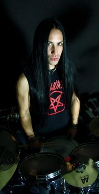 Foto de Divine Heresy