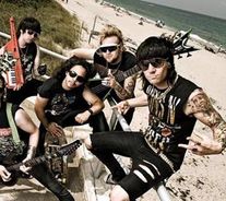 Foto de Blessed By A Broken Heart