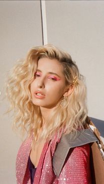 Annika Rose - LETRAS.COM (23 canciones)