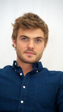 Foto de Alex Roe