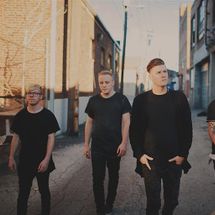 Foto de Awake At Last