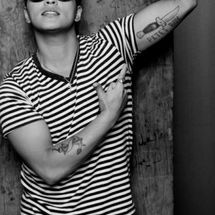 Bruno Mars Photostream  Óculos, Cantores, Fotos