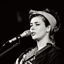 Foto de Louise and The Pins