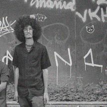 Foto de Lunatics In Poetry