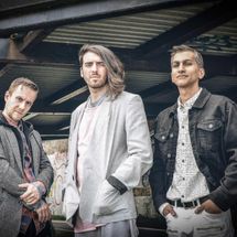 Foto de Chair Warriors