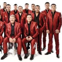 Foto de La Arrolladora Banda El Limón De René Camacho