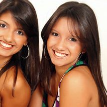 Foto de Nathalia e Camilla