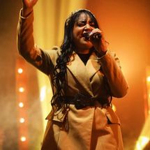 Foto de Pra Jhulia Mendonça