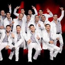 Foto de La Arrolladora Banda El Limón De René Camacho