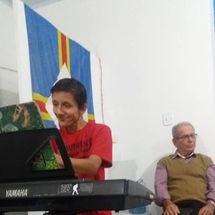 Foto de Levita Jotinha e Seus Teclados