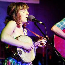 Foto de Arrah And The Ferns