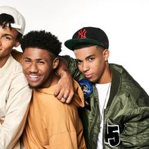 Foto de 5 After Midnight