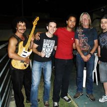 Foto de Sociedade Crua