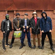 Foto de Russian Village Boys