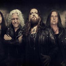 Foto de Tank (Heavy Metal)