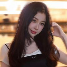 Foto de Esther Yu (虞书欣)