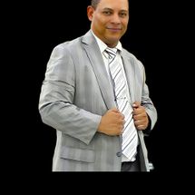 Foto de Cantor Edilton Santana