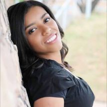 Foto de Cantora Gislaine Lilian