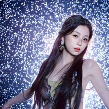 Foto de Esther Yu (虞书欣)