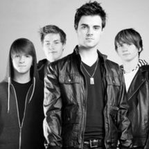 Foto de One Step Away