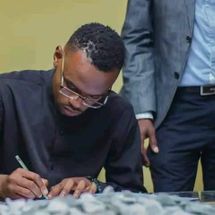 Foto de Israel Ndongala Matelo