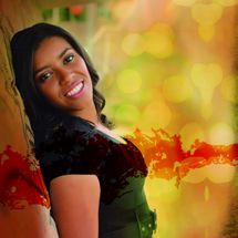 Foto de Cantora Gislaine Lilian