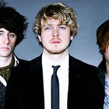 Foto de We The Living