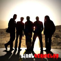 Foto de Banda Sinal Vermelho