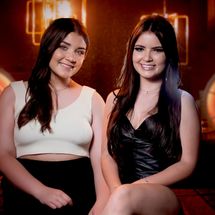 Foto de Larissa e Isabela