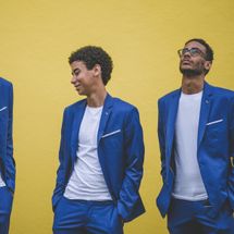 Foto de Irmãos Three Voices