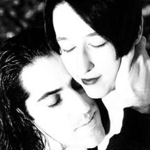 Foto de Black Tape For A Blue Girl