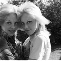 Foto de Cherie And Marie Currie