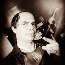 Foto de Beyond The Touch