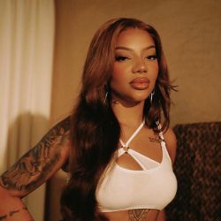 Foto do artista LUDMILLA