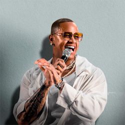 Foto do artista Léo Santana