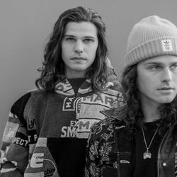Foto do artista DVBBS