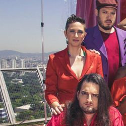 Foto do artista Liniker e os Caramelows