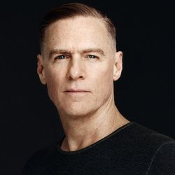 Foto do artista Bryan Adams