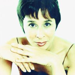 Foto do artista Laura Campanér