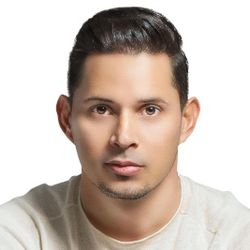 Foto do artista Leoni Torres