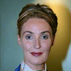 Foto do artista Lisa Gerrard