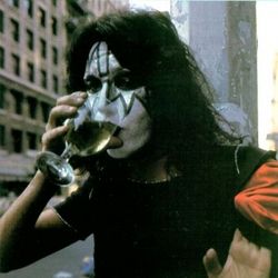 Foto do artista Ace Frehley