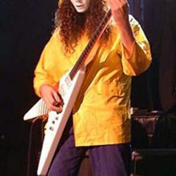 Foto do artista Buckethead